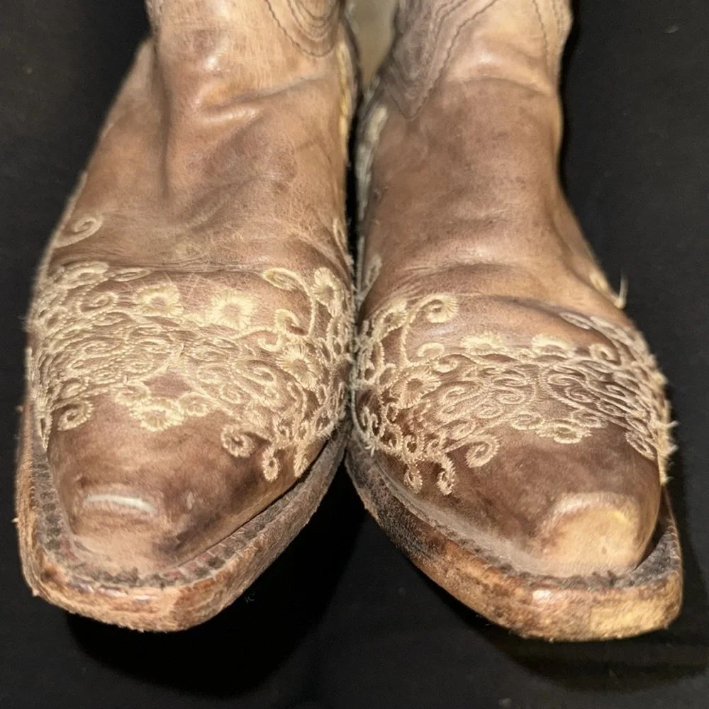 Corral Teens‎ embroidered western boots Sz 2 1/2